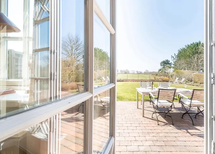 Vakantiehuis Meets Hüs *